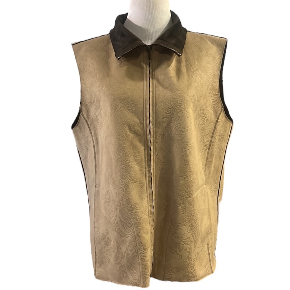 CHICO’S FAUX SUEDE AND FUR ZIP FRONT PAISLEY VEST TAN AND BROWN SIZE 2 MEDIUM